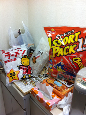 我が社のお菓子コーナー