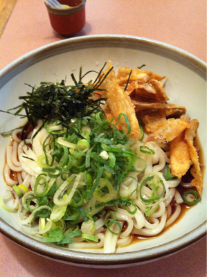 千早駅な夕ごはん① 〜ごぼ天うどんは博多のンマイ１つ 〜