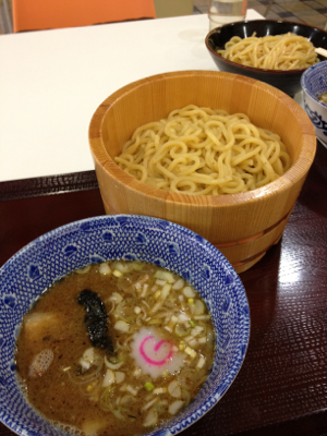 おせちに飽きるにゃ早いけどな夕ごはん