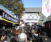 初詣は近来まれに見る混雑